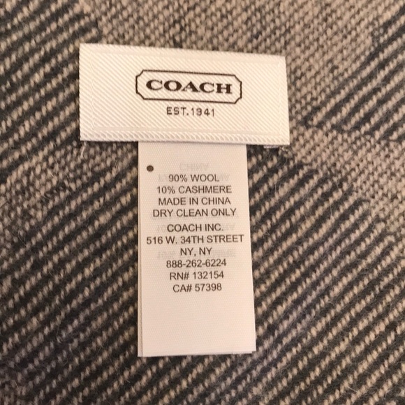 NWOT. Wool & Cashmere Coach scarf with Coach logo - Picture 3 of 3